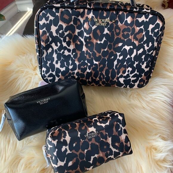 Victoria’s Secret Leopard Print Makeup Case - Picture 4 of 16